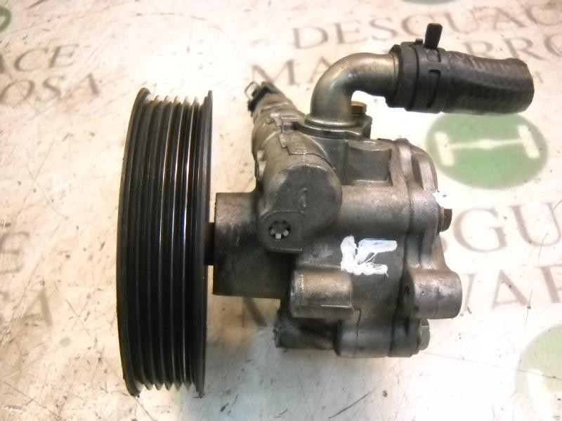 Recambio de bomba direccion para volkswagen golf iv berlina (1j1) 1.6 referencia OEM IAM   