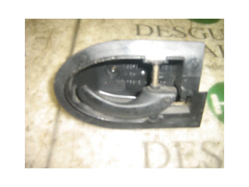 Recambio de maneta interior delantera derecha para ford fiesta berlina ghia referencia OEM IAM   