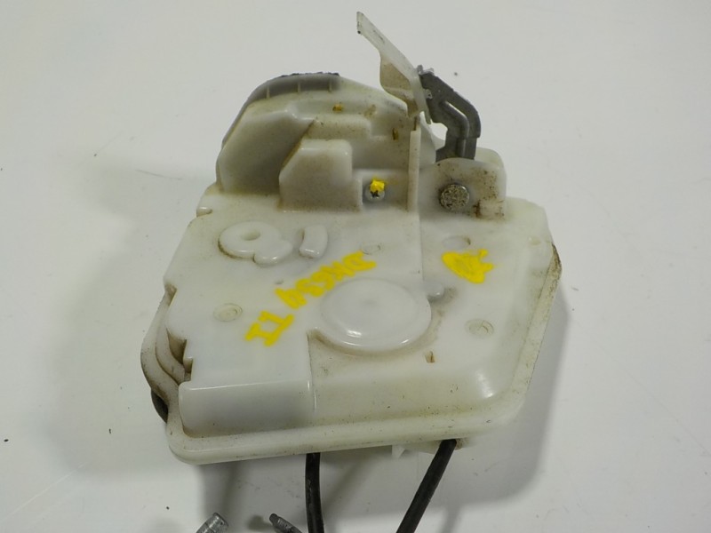 Recambio de cerradura puerta trasera izquierda para mazda 2 lim. () 1.5 16v cat referencia OEM IAM 8K13B0481  