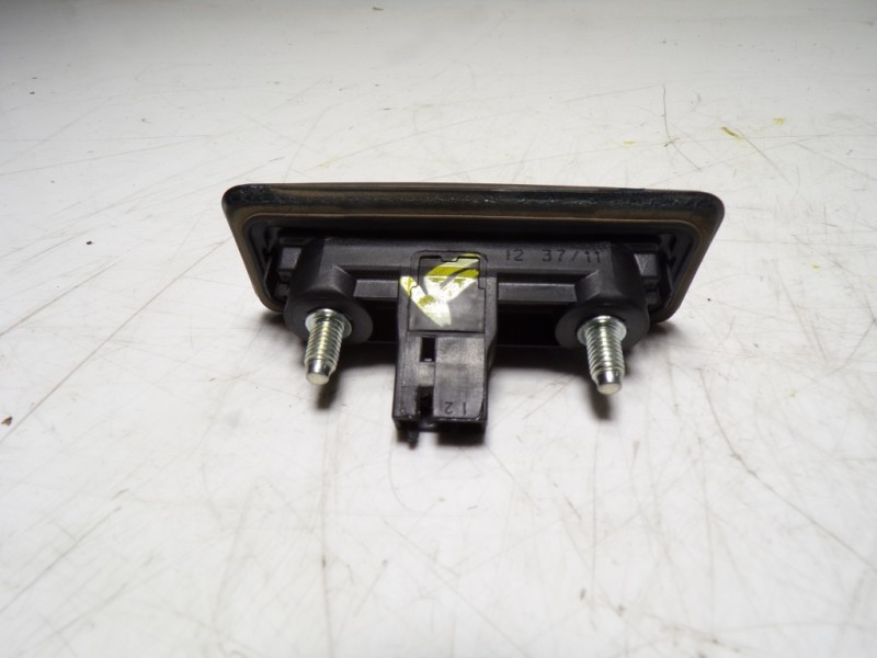 Recambio de maneta porton para skoda yeti 1.2 tsi referencia OEM IAM  5J0827566E 