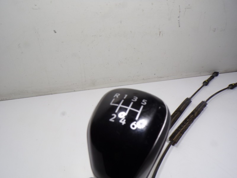 Recambio de palanca cambio para volkswagen touran (5t1) 2.0 tdi referencia OEM IAM 5QA711049P 5QA711049P 