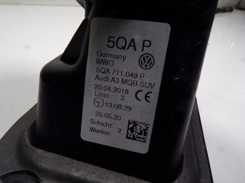 Recambio de palanca cambio para volkswagen touran (5t1) 2.0 tdi referencia OEM IAM 5QA711049P 5QA711049P 