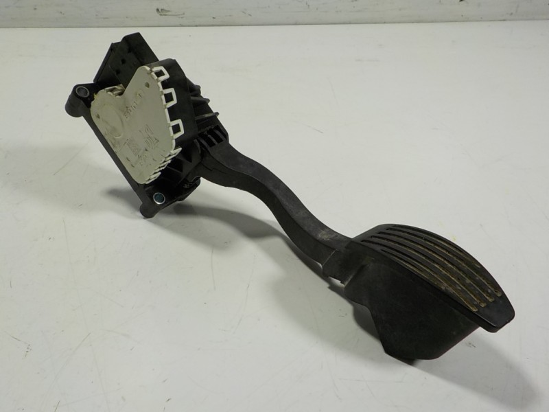 Recambio de potenciometro pedal para fiat panda (319) 1.2 cat referencia OEM IAM  51852090 
