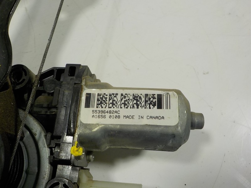 Recambio de elevalunas trasero derecho para jeep commander 3.0 v6 crd limited referencia OEM IAM 55396482AC 55396482AB 