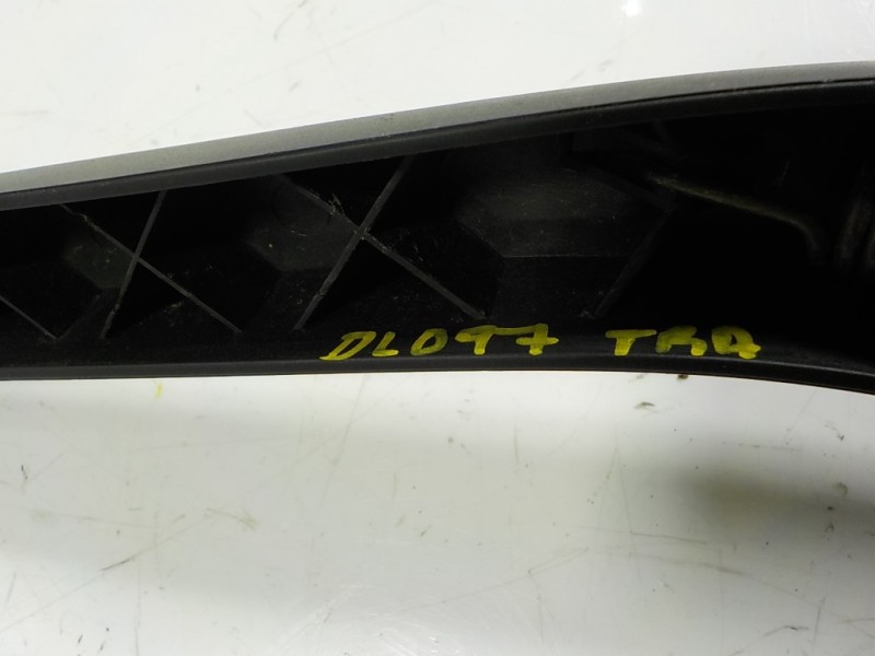 Recambio de brazo limpia trasero para bmw serie 5 touring (f11) 520d xdrive referencia OEM IAM  61627207042 