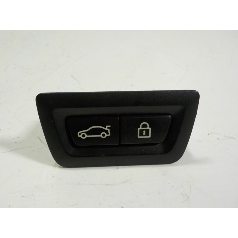 Recambio de maneta porton para bmw serie 5 touring (f11) 520d xdrive referencia OEM IAM 6131927512102 61319275121 