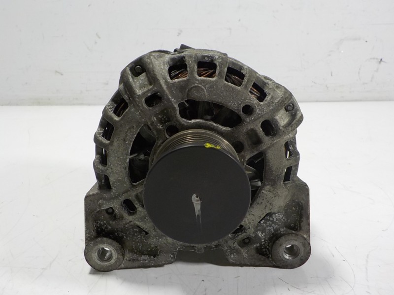 Recambio de alternador para renault clio iv 0.9 tce referencia OEM IAM 231006007R 231002854R 