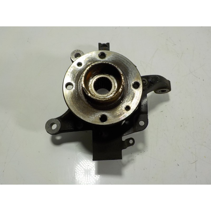 Recambio de mangueta delantera izquierda para renault captur 1.3 tce referencia OEM IAM  400159304R 