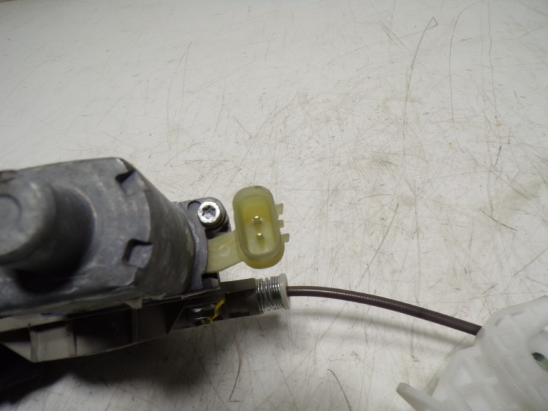 Recambio de elevalunas trasero izquierdo para kia rio (yb) 1.2 cat referencia OEM IAM 83450H8000 83401H8100 