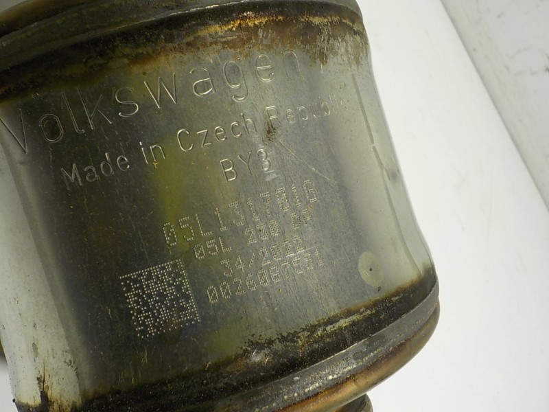 Recambio de catalizador para seat leon sportstourer (kl8) style referencia OEM IAM 05L131701G 3Q0254301JX 