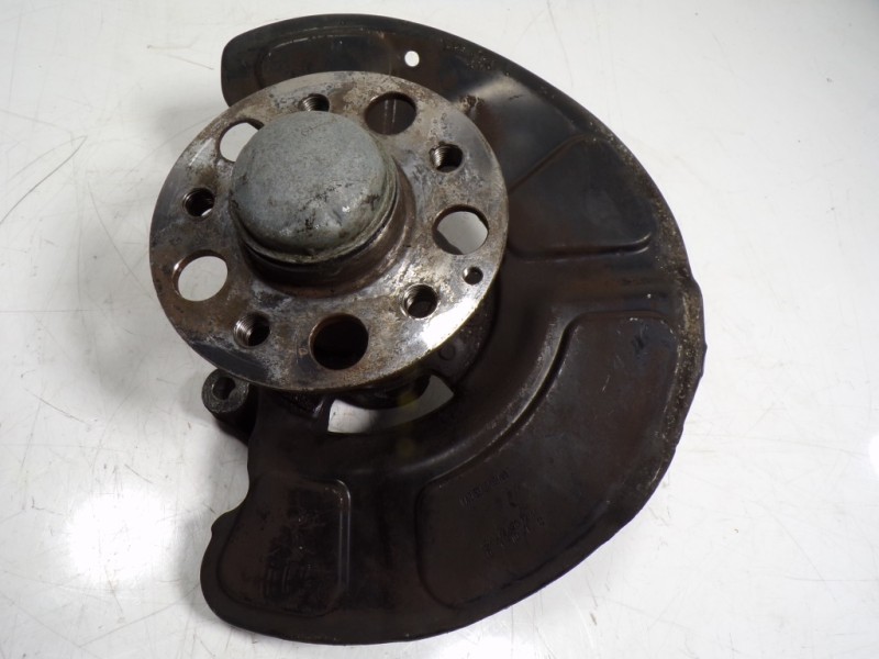 Recambio de mangueta delantera derecha para mercedes clase e (w212) lim. 3.0 cdi cat referencia OEM IAM  A2123322401 A2123300025