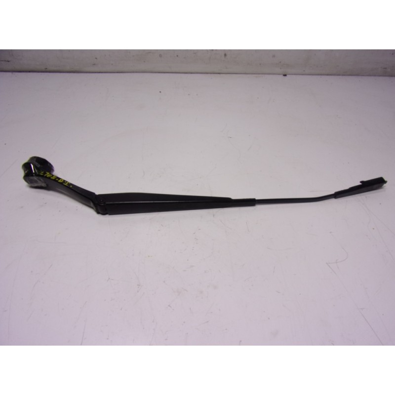 Recambio de brazo limpia delantero izquierdo para ford mondeo turn. 2.0 tdci cat referencia OEM IAM  2410762 