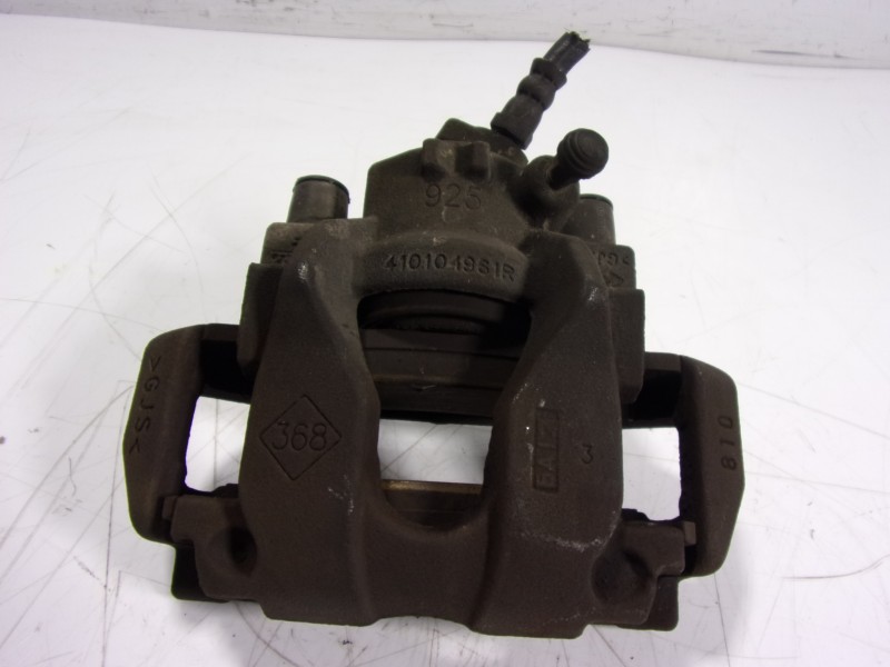 Recambio de pinza freno delantera derecha para renault twingo iii 1.0 sce referencia OEM IAM   