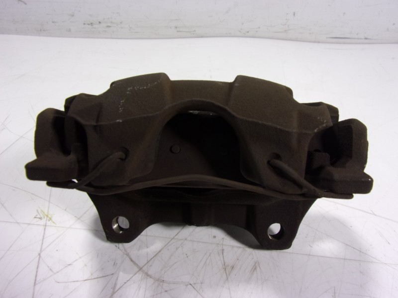 Recambio de pinza freno delantera izquierda para renault twingo iii 1.0 sce referencia OEM IAM   