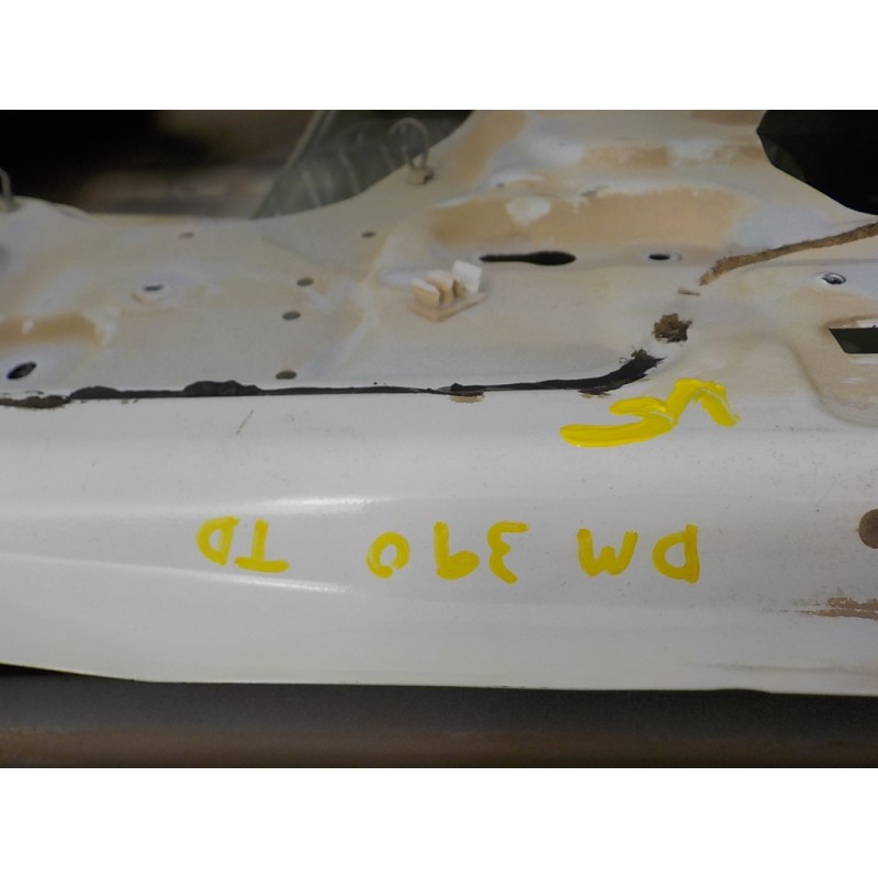 Recambio de puerta trasera derecha para nissan navara pick-up (d40m) 2.5 dci cat referencia OEM IAM  82100EB30J 