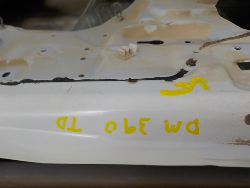 Recambio de puerta trasera derecha para nissan navara pick-up (d40m) 2.5 dci cat referencia OEM IAM  82100EB30J 