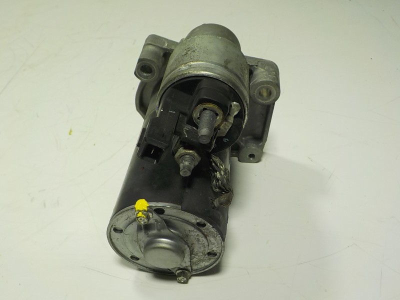 Recambio de motor arranque para peugeot 308 1.2 12v e-thp referencia OEM IAM 9674077280  