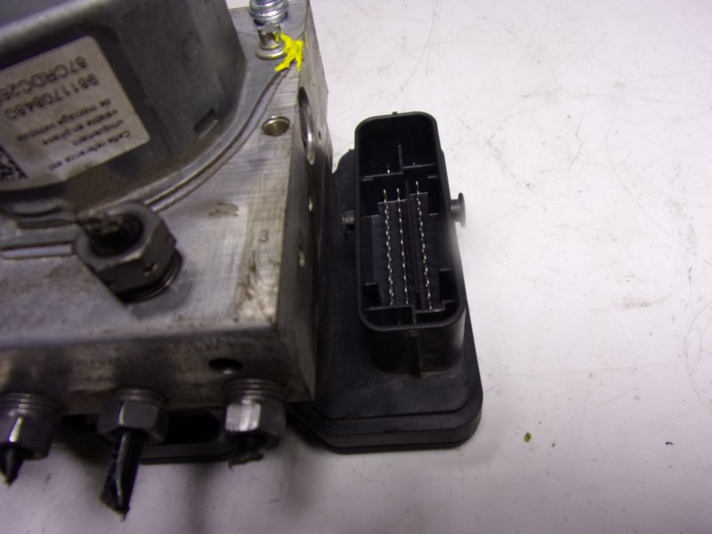 Recambio de abs para peugeot 308 1.2 12v e-thp referencia OEM IAM 9811708480 1613414980 