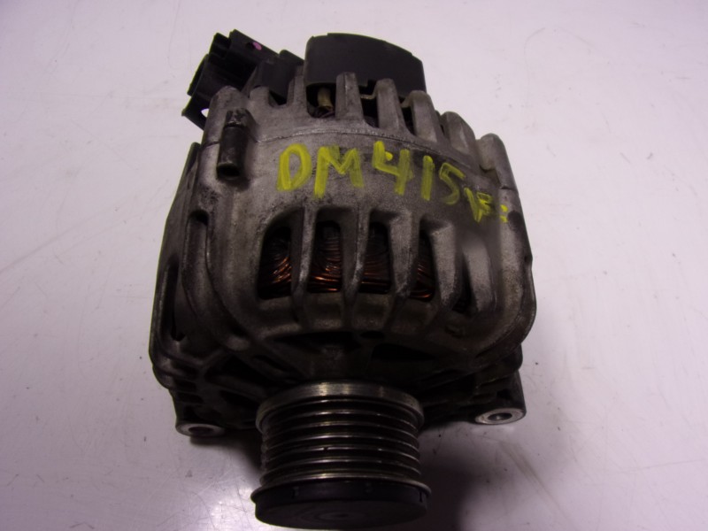 Recambio de alternador para peugeot 308 1.2 12v e-thp referencia OEM IAM 9670899580 9670899580 