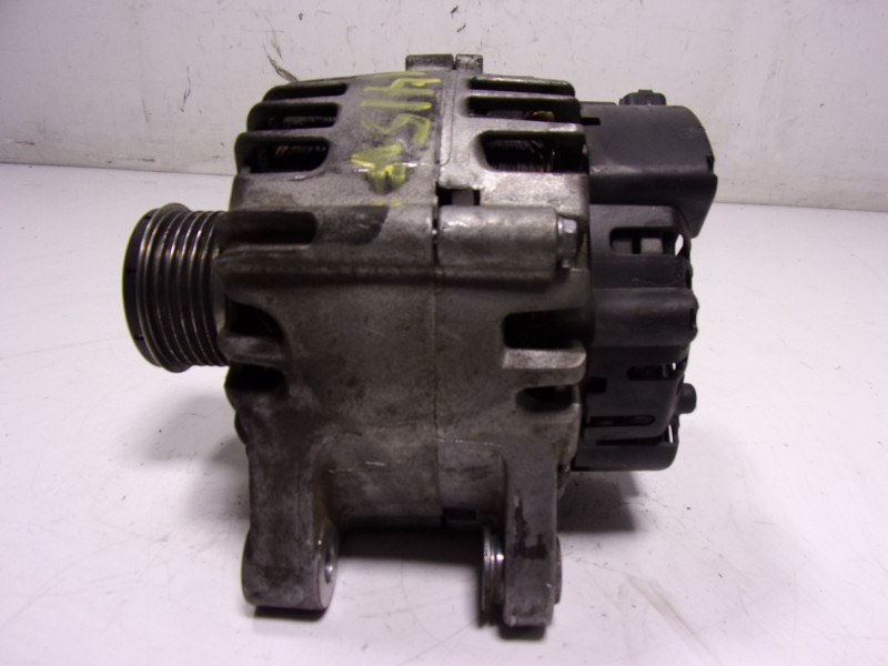 Recambio de alternador para peugeot 308 1.2 12v e-thp referencia OEM IAM 9670899580 9670899580 