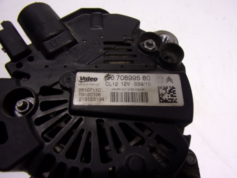 Recambio de alternador para peugeot 308 1.2 12v e-thp referencia OEM IAM 9670899580 9670899580 