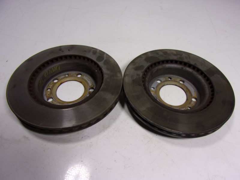 Recambio de disco freno delantero para peugeot 308 1.2 12v e-thp referencia OEM IAM  1610704680 