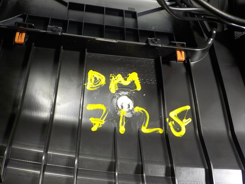 Recambio de salpicadero para toyota yaris cross 1.5 vvti 16 v 55 kw referencia OEM IAM 55302K0061C0  