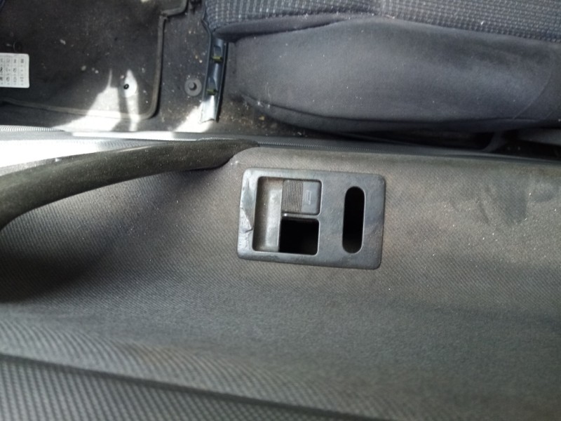 volkswagen polo berlina (6n2) del año 2001