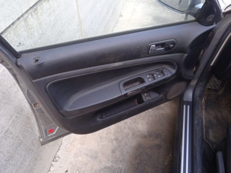 volkswagen passat berlina (3b3) del año 2003