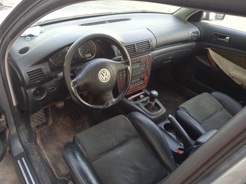 volkswagen passat berlina (3b3) del año 2003