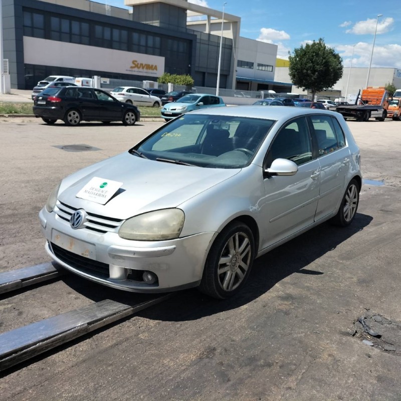 volkswagen golf v berlina (1k1) del año 2004