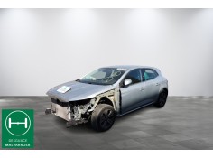 renault megane iv berlina 5p del año 2020 2