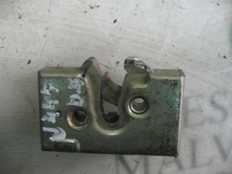 Recambio de cerradura puerta delantera derecha para volkswagen jetta (165/167) 1.6 referencia OEM IAM   