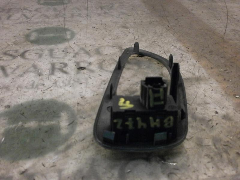 Recambio de mando elevalunas trasero izquierdo para peugeot 307 break / sw (s1) sw referencia OEM IAM   