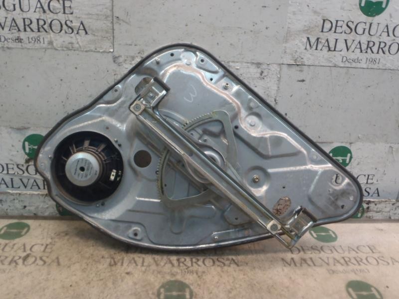 Recambio de elevalunas trasero izquierdo para ford focus berlina (cap) 1.6 tdci cat referencia OEM IAM   
