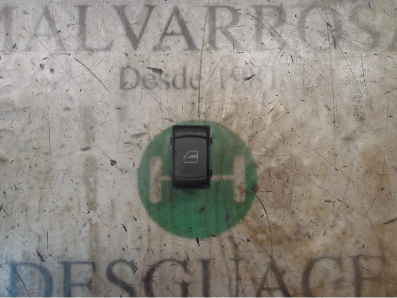 Recambio de mando elevalunas trasero derecho para volkswagen passat berlina (3b3) comfortline referencia OEM IAM  3B0959855B01C 