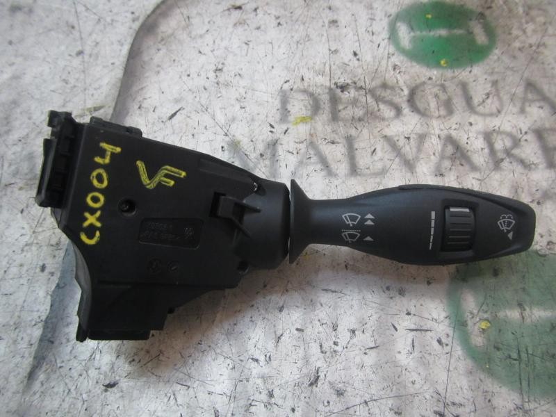 Recambio de mando limpia para ford fiesta (cb1) ambiente referencia OEM IAM 8A6T17A553 1537625 