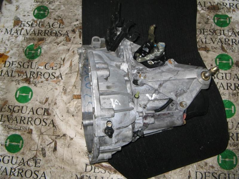 Recambio de caja cambios para nissan micra (k12e) acenta referencia OEM IAM CR12DE 820024 6902