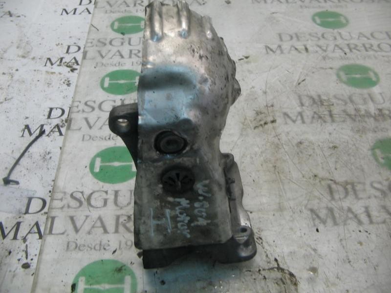 Recambio de soporte motor delantero para volkswagen golf iii berlina (1h1) 1.9 tdi referencia OEM IAM   