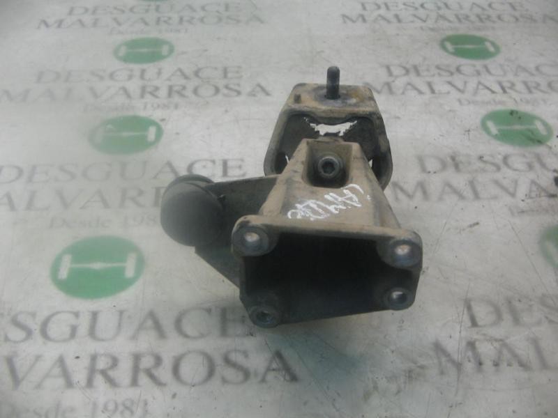 Recambio de soporte cambio para audi 100 berlina (c4) 2.5 tdi referencia OEM IAM   