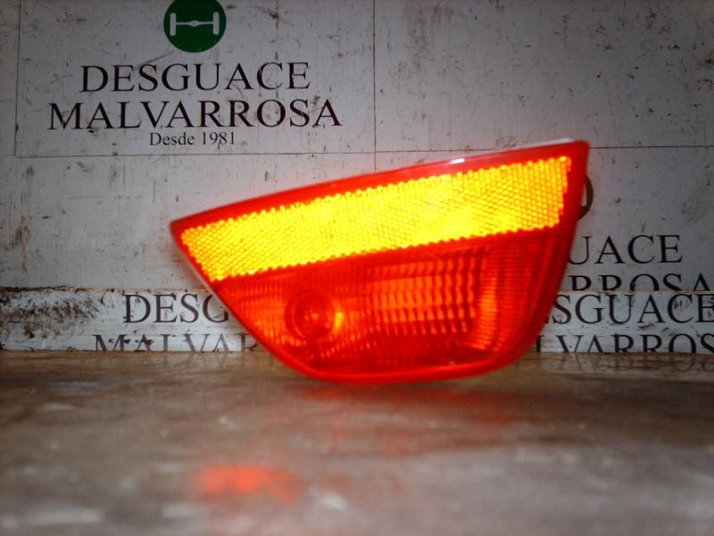 Recambio de piloto trasero antiniebla izquierdo para ford focus berlina (cak) ghia referencia OEM IAM   