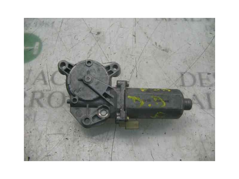 Recambio de motor elevalunas delantero derecho para volvo serie 850 2.0 cat referencia OEM IAM   