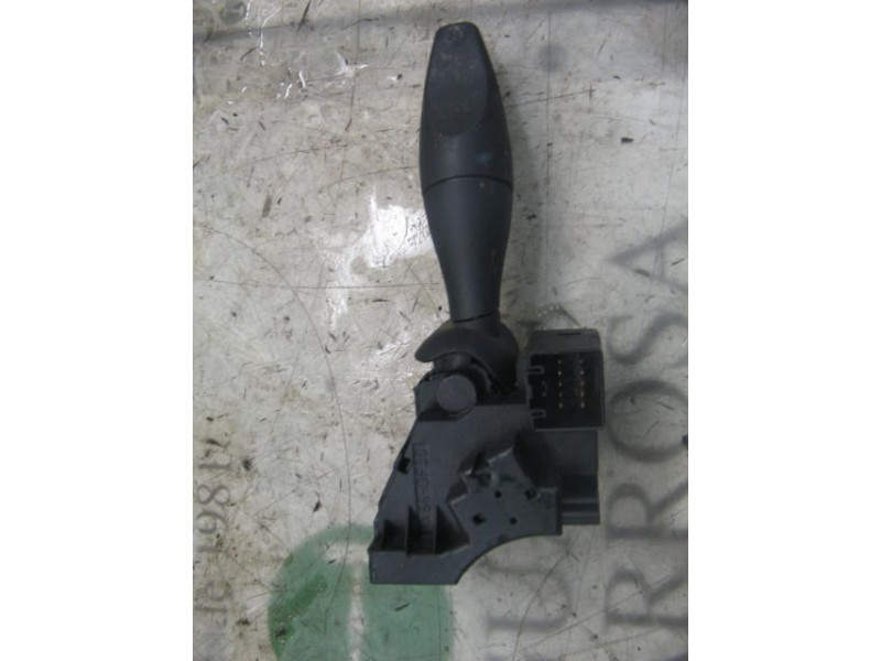Recambio de mando intermitentes para ford fiesta (cbk) ghia referencia OEM IAM   