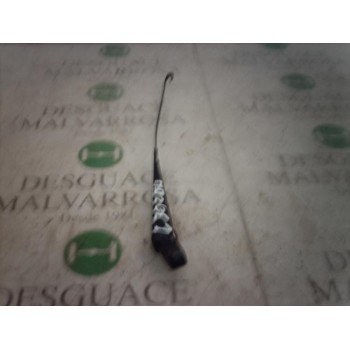 BRAZO LIMPIA DELANTERO DERECHO 