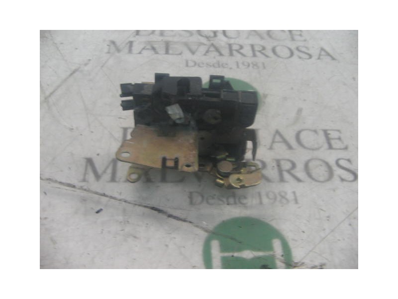 Recambio de cerradura puerta delantera derecha para renault megane i classic (la0) 1.6e rn referencia OEM IAM   