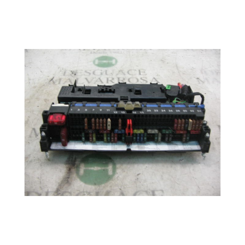 Recambio de caja reles / fusibles para bmw serie 3 berlina (e46) 2.0 16v diesel cat referencia OEM IAM   