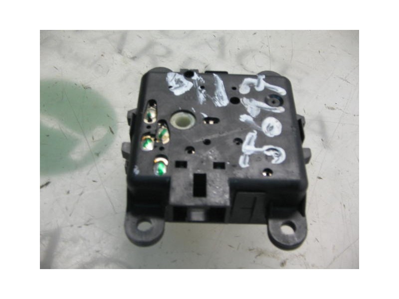 Recambio de motor apertura trampillas climatizador para nissan almera (n16/e) comfort referencia OEM IAM   