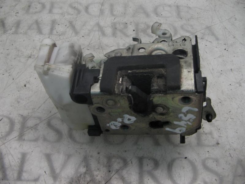 Recambio de cerradura puerta delantera derecha para fiat punto berlina (188) 1.2 cat referencia OEM IAM   