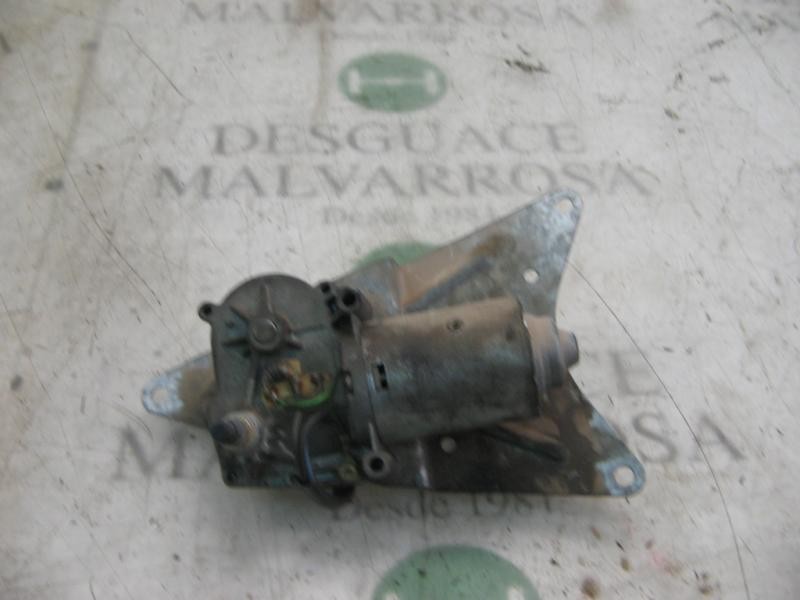 Recambio de motor limpia trasero para renault rapid/express (f40) 1.9 d familiar (f40p) referencia OEM IAM   