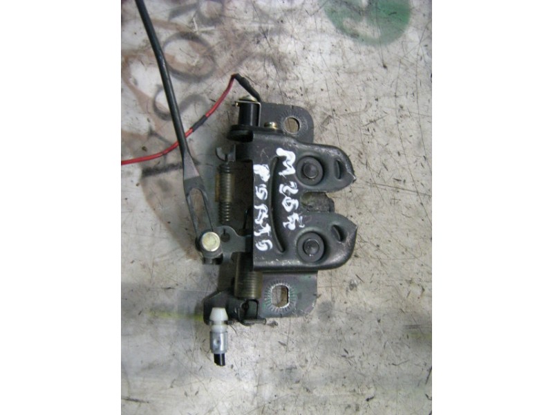 Recambio de cerradura maletero / porton para hyundai coupe (rd) 1.6 fx referencia OEM IAM  8123027500 
